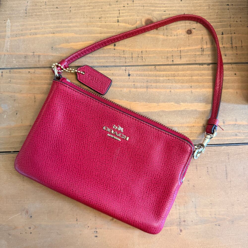 Coach Corner Zip Wristlet Red Pebbled Leather Gold Hardware Small Wallet